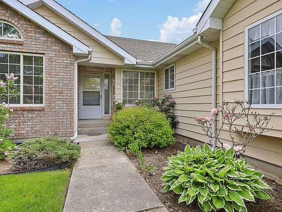 4th image of 2407 S Sunnybrook Ln