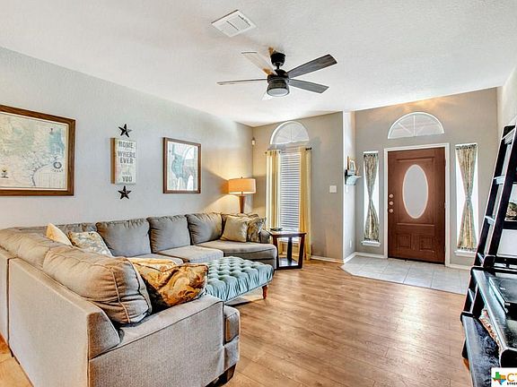 3rd image of 518 Zapata Cir