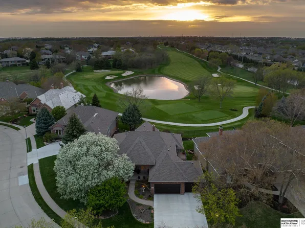 1302 S 181st Plz, Omaha, NE 68130