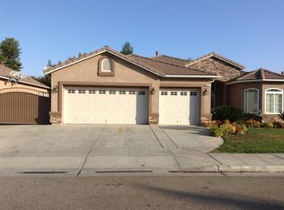 5677 E Christine Ave, Fresno, CA 93727