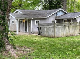 25 N Oakland Dr, Caseyville, IL 62232