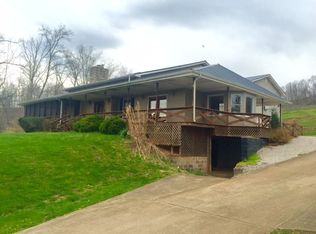 6010 Charleston Rd, Walton, WV 25286