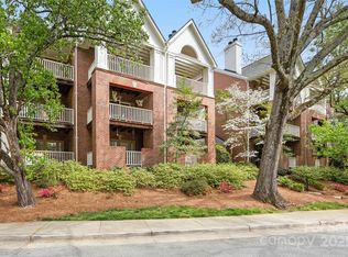 225 S Chase St APT G, Charlotte, NC 28207