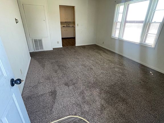 3rd image of 532 E Chicago St APT 1