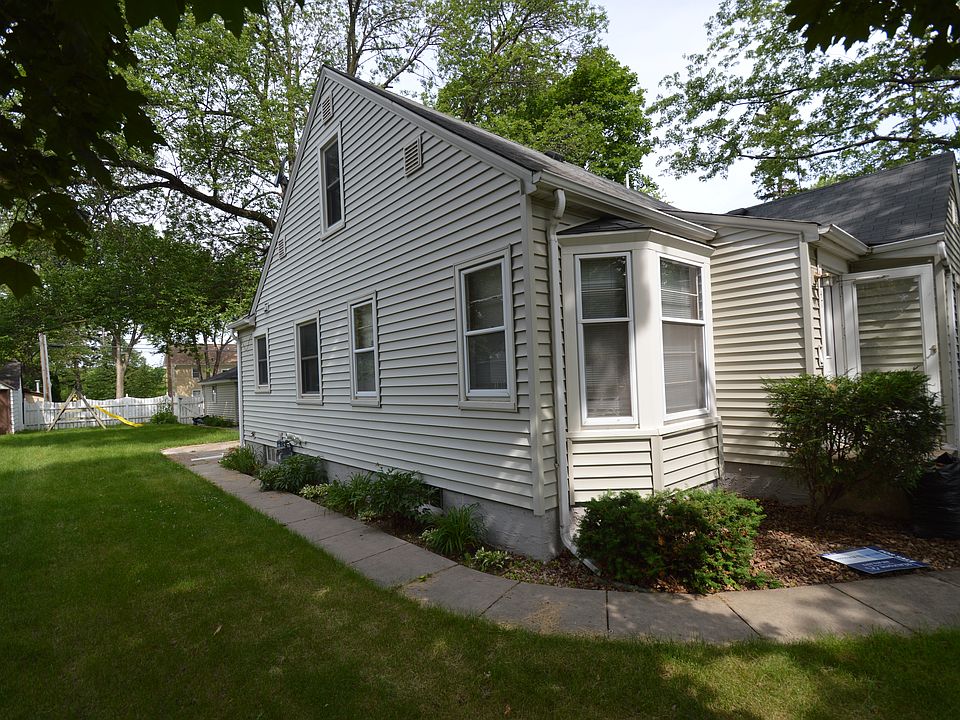 2nd image of 4147 Beard Ave N