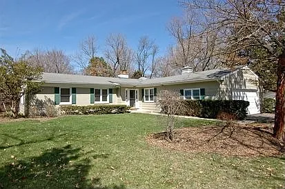 116 E Tower Dr photo 1