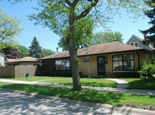 9525 W Townsend St, Milwaukee, WI 53222