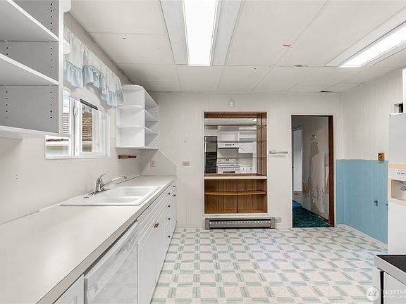 5th image of 120 W Marion Street