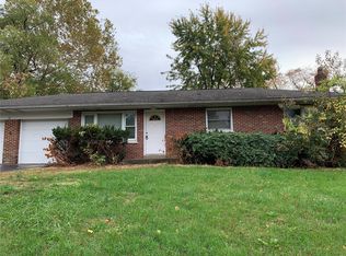 10 Wayne St, Saint Charles, MO 63301