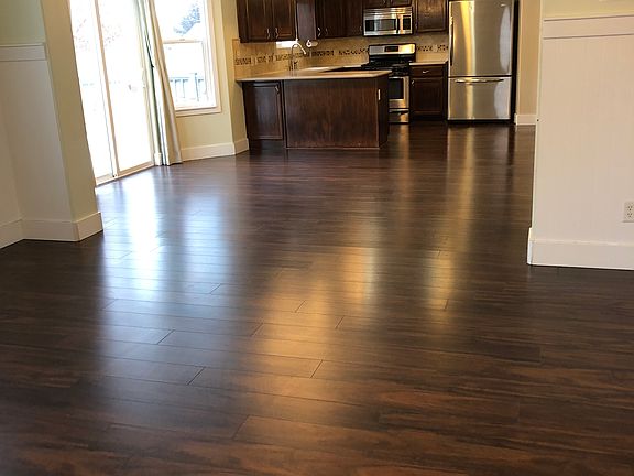 2nd image of 1710 S Weeping Willow Way