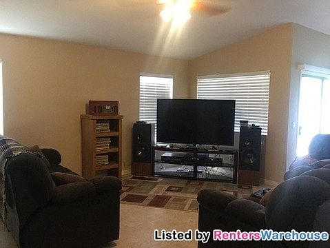 4th image of 865 E Pollino St