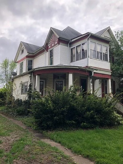 2917 Western Ave photo 1