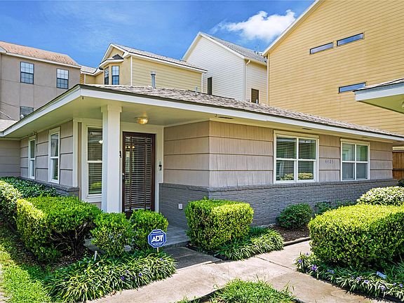 4th image of 4405 Marina St #A