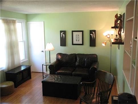 2nd image of 566 Waldorf Dr