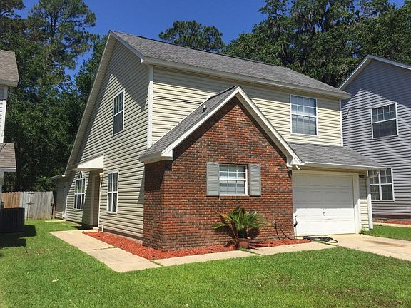 3rd image of 1318 Idlewild Dr