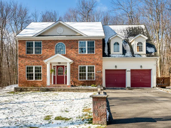 2111 White Goose St, Tobyhanna, PA 18466