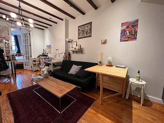 Rented by Rumah Realty Inc | media 18