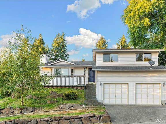 2nd image of 1115 214th Pl SW