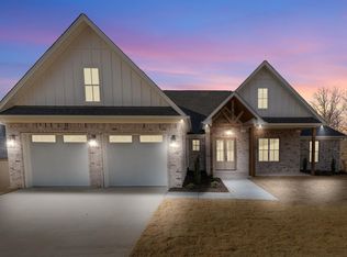 1013 Fern Rdg, Sherwood, AR 72120