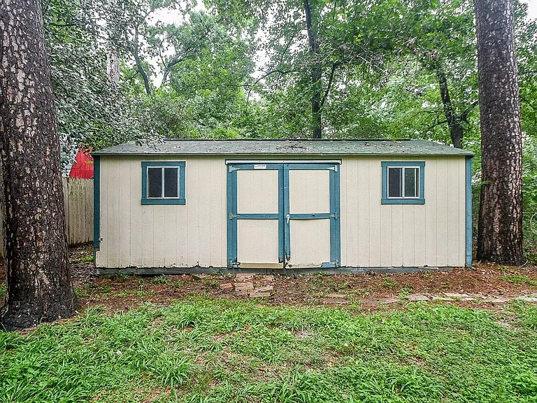 6702 Spring Leaf Dr — Photo 47