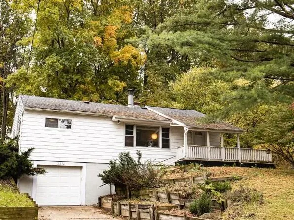 2232 Hamelon St, Lansing, MI 48910