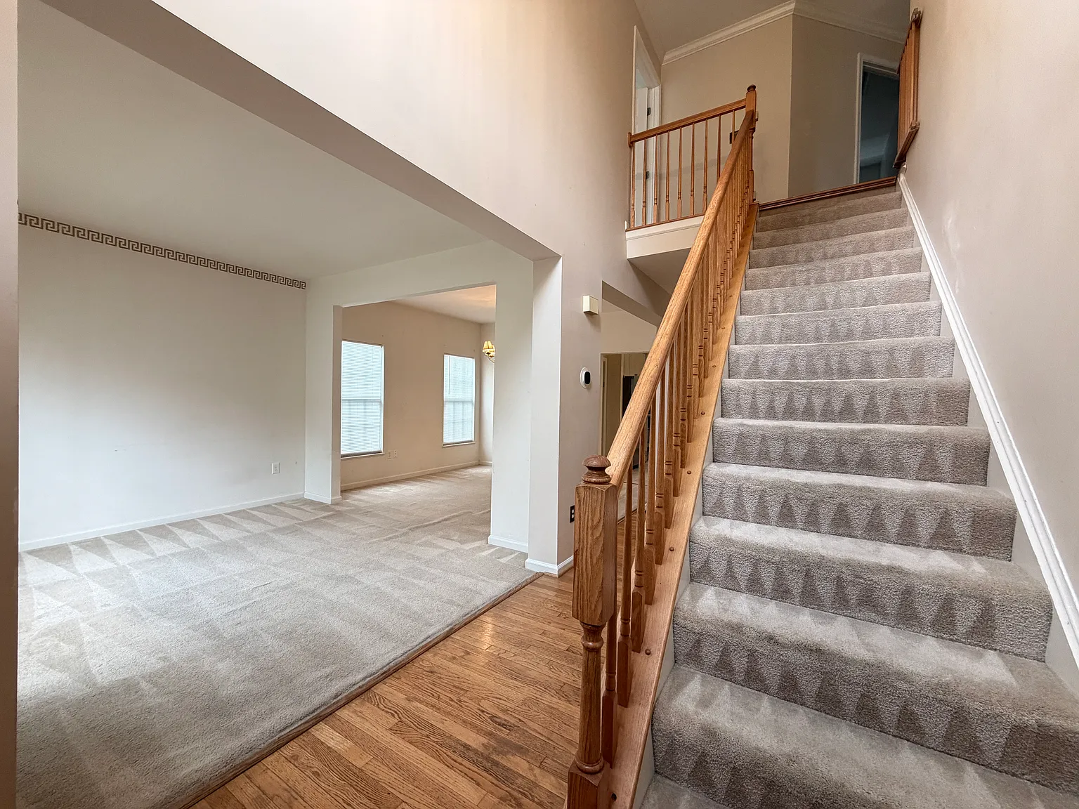 4 bed, 3.5 bath, 1944 sqft, $3,500 — Photo 2