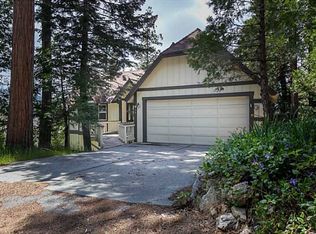 256 Massive Dr, Lake Arrowhead, CA 92352