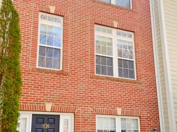 908 Rainier Rd #1, Charlottesville, VA 22903