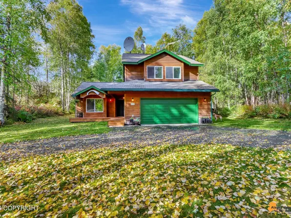 22510 Inlet Vista Dr, Chugiak, AK 99567