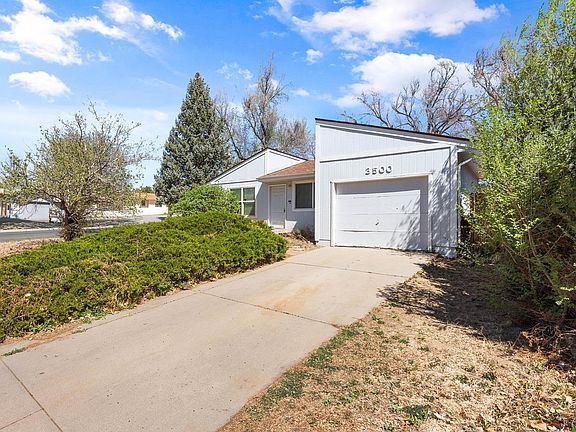 3rd image of 3500 Lilac Ln