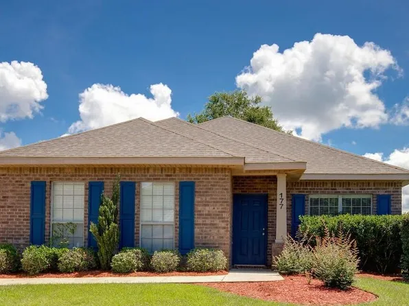 177 Camellia Ct, Freeport, FL 32439
