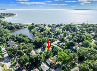 55 Chachapacasset Rd, Barrington, RI 02806