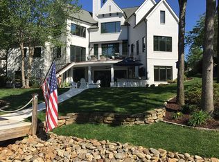 16802 Baywatch Ct, Cornelius, NC 28031