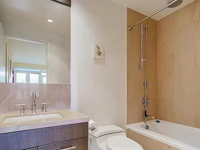 6093 Iona Dr — Photo 5