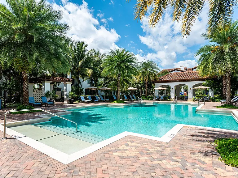 Tropical Pool