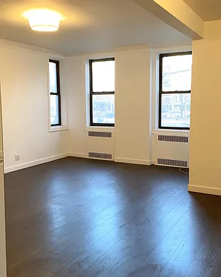 Rented by Ideal Properties Realty, LLC | media 25