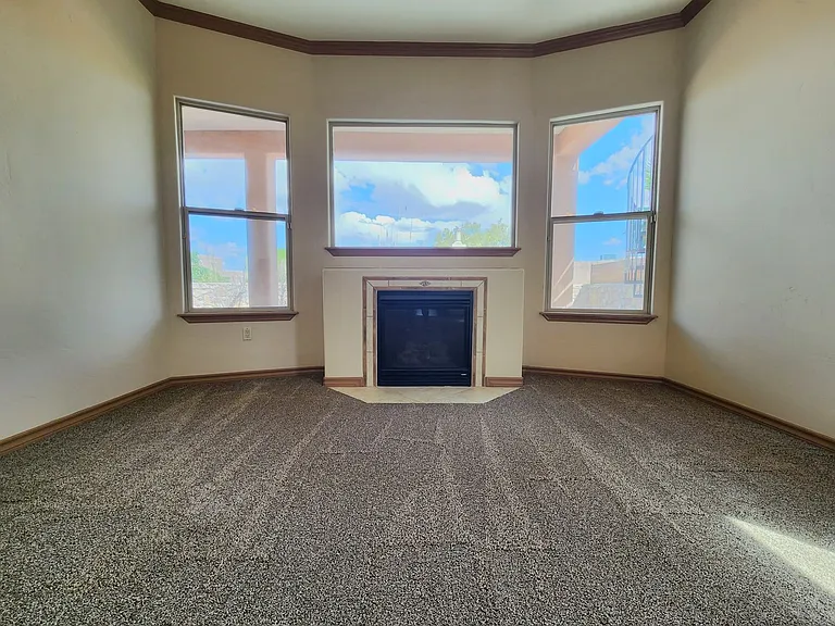 4189 Capistrano Ave — Photo 19