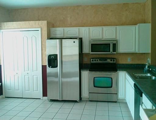 3rd image of 7732 Beridale Ct
