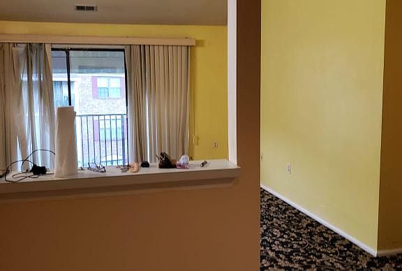 3rd image of 48 Mendrey Ct