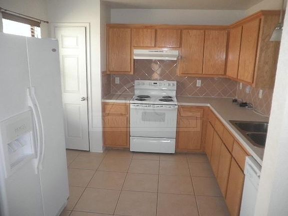 4th image of 1812 Cline Dr