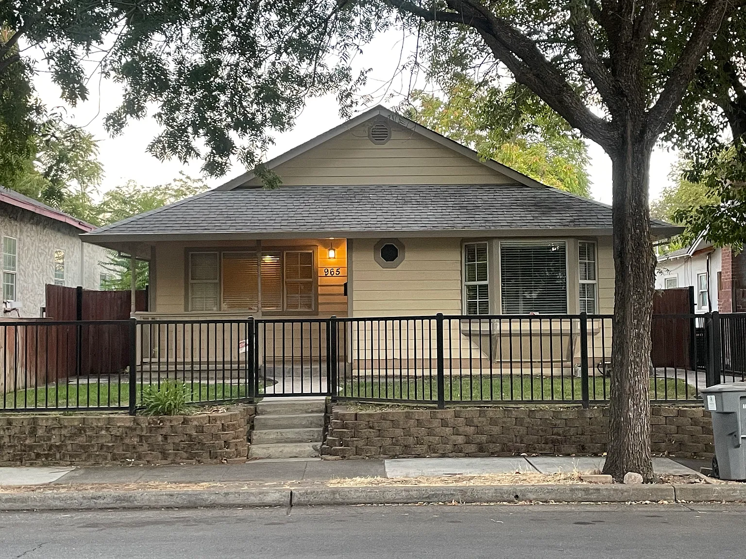 965 Montgomery Street — Photo 1