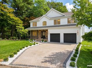 3 Chappy Ct, Westwood, NJ 07675