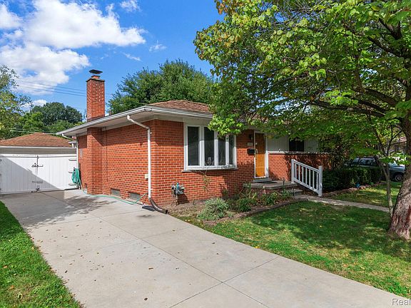 4th image of 9971 Merriman Rd