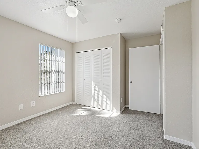 Vista Haven Apartment Homes — Photo 30