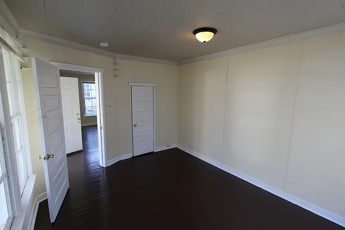 2 bed, 1.0 bath, 810 sqft, $1,275 — Photo 4