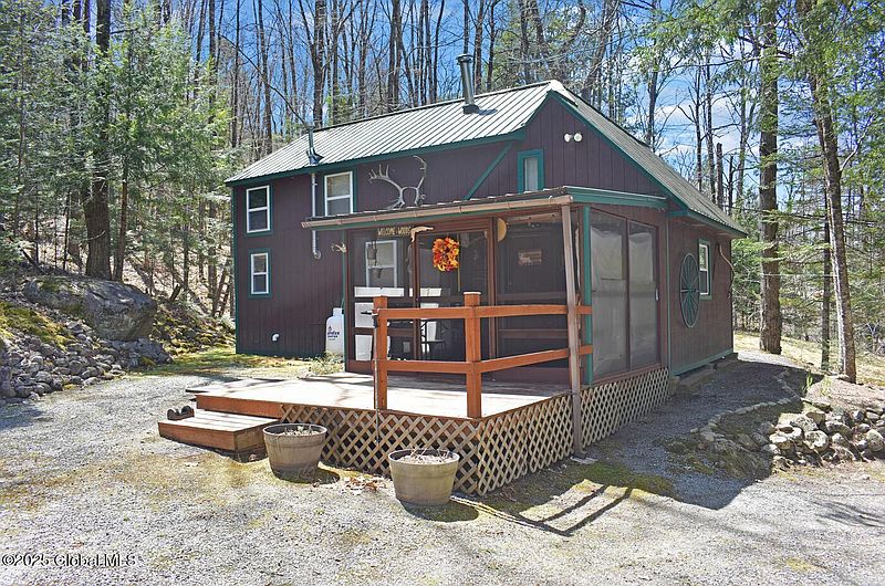 5th image of 120 Davis Road