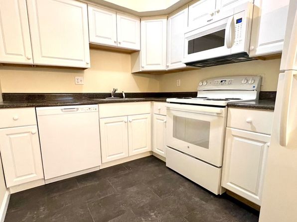 246-247 Washington Pl