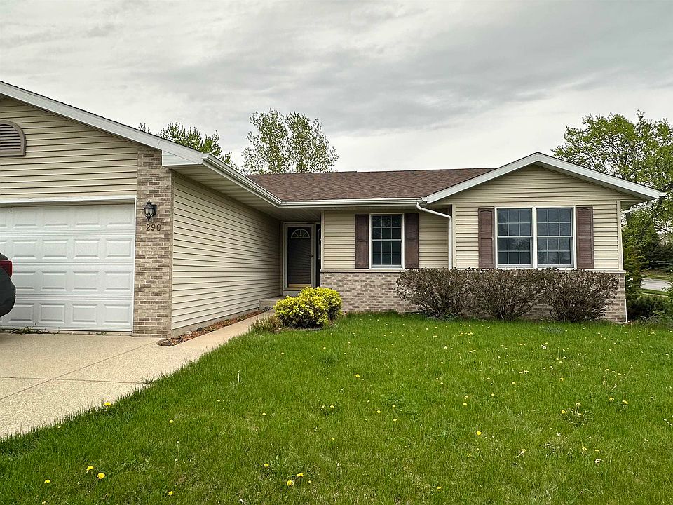 1st image of 290 Oakbrook Dr
