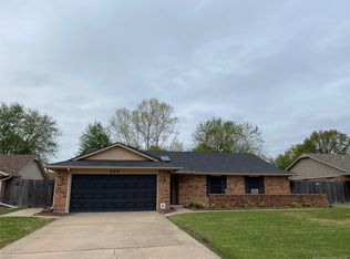 505 Foltz Ln, Muskogee, OK 74403