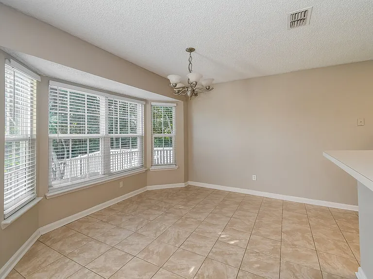 2936 Waters View Cir — Photo 6